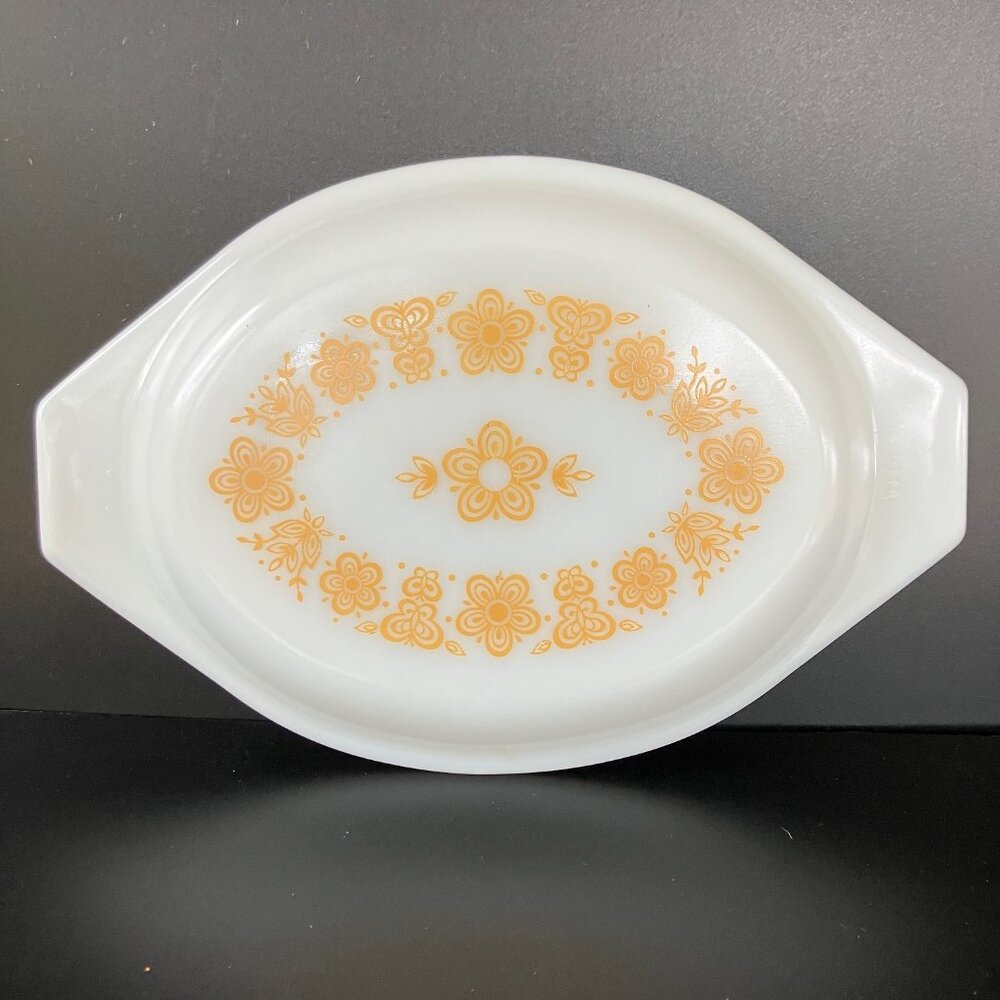 Pyrex Butterfly Gold Oval #943 Replacement Milk Glass Lid Only